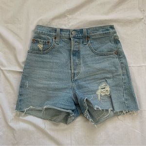 Levi’s Distressed Ribcage Shorts Light Blue Size 25
